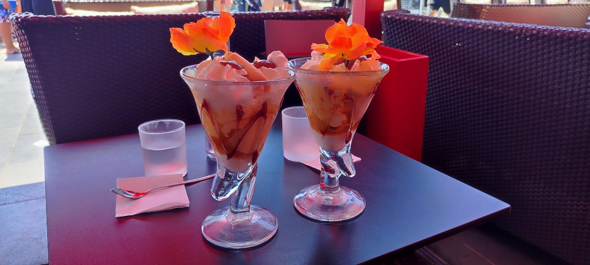 Cap d'agde, le carré rouge