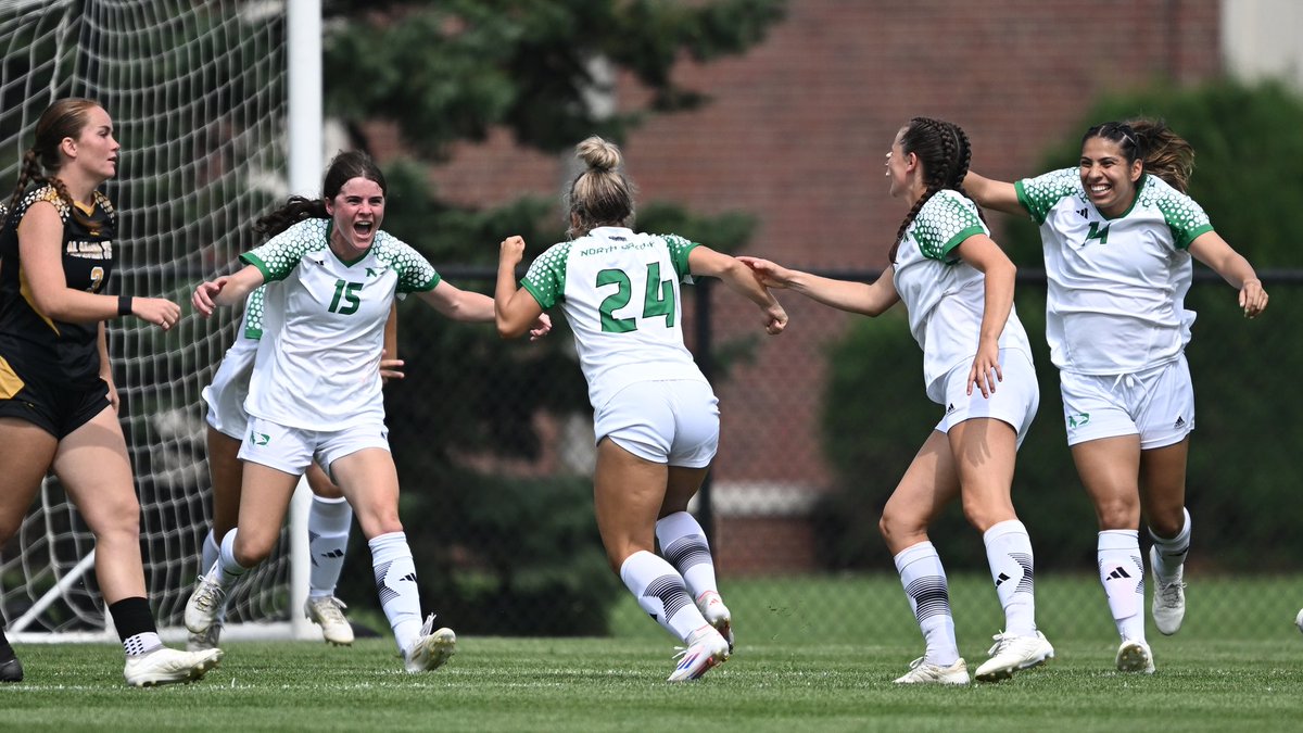 UNDsoccer's tweet photo. We’re having an all night revival 

#UNDproud | #LGH https://t.co/udTb1sDYYt