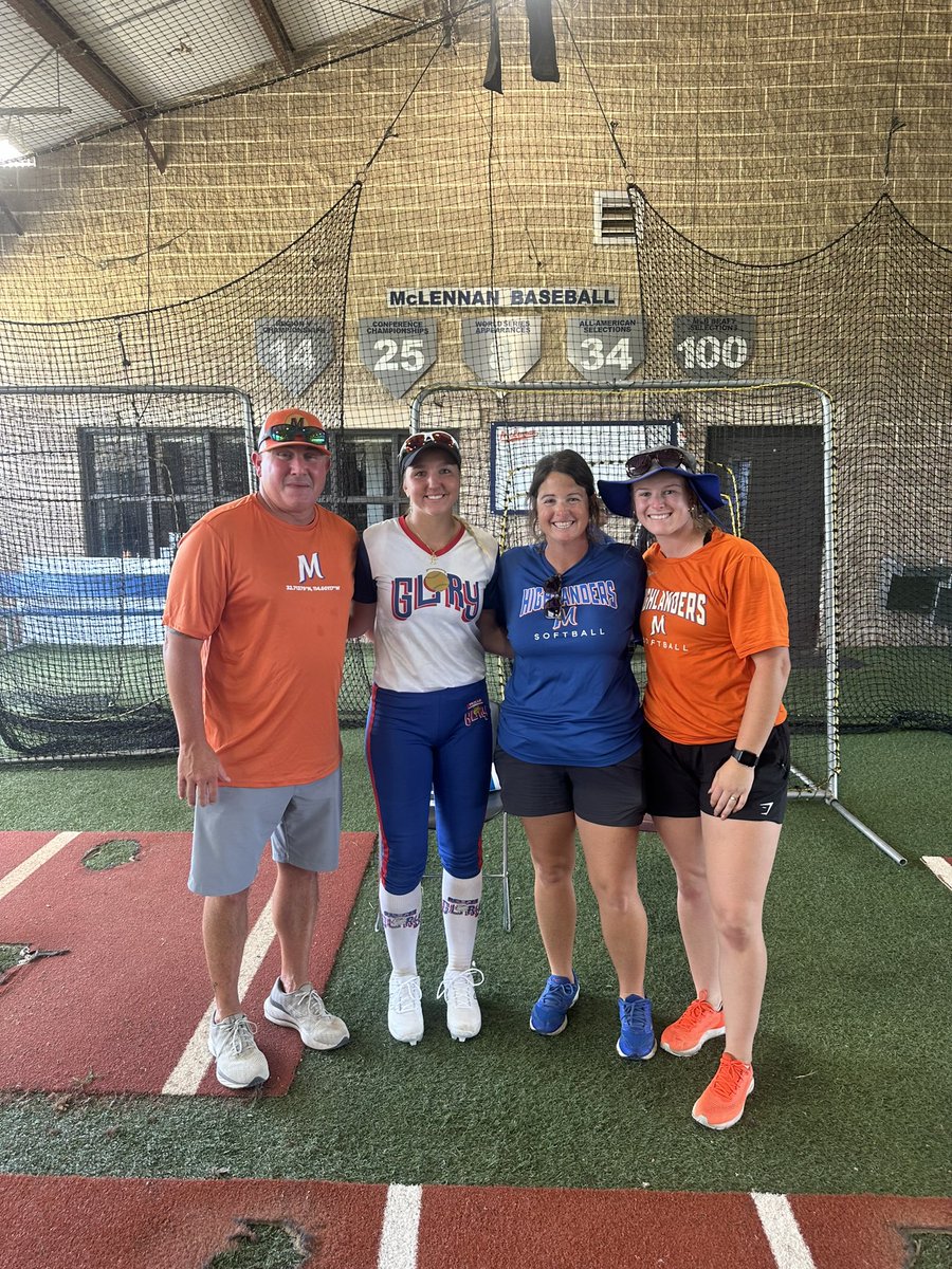 KarlieDemel's tweet image. After a great camp and talk with @CoachBerry33 I am so blessed to have received an offer from @McLennan_SB to continue my academic and athletic career! 🧡💙