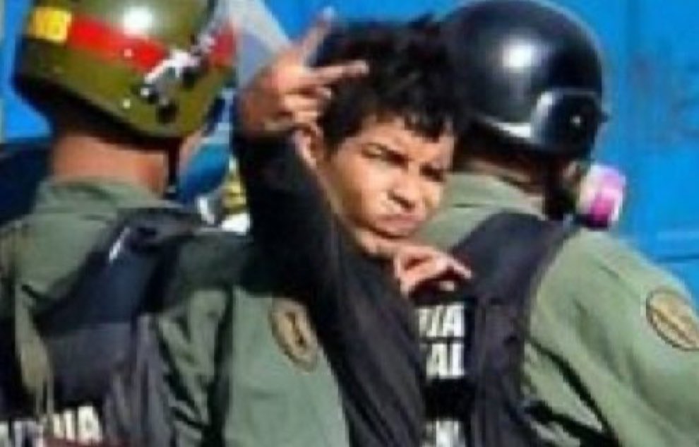 Este Niño tiene más Honor que todas las #FANB juntas.
