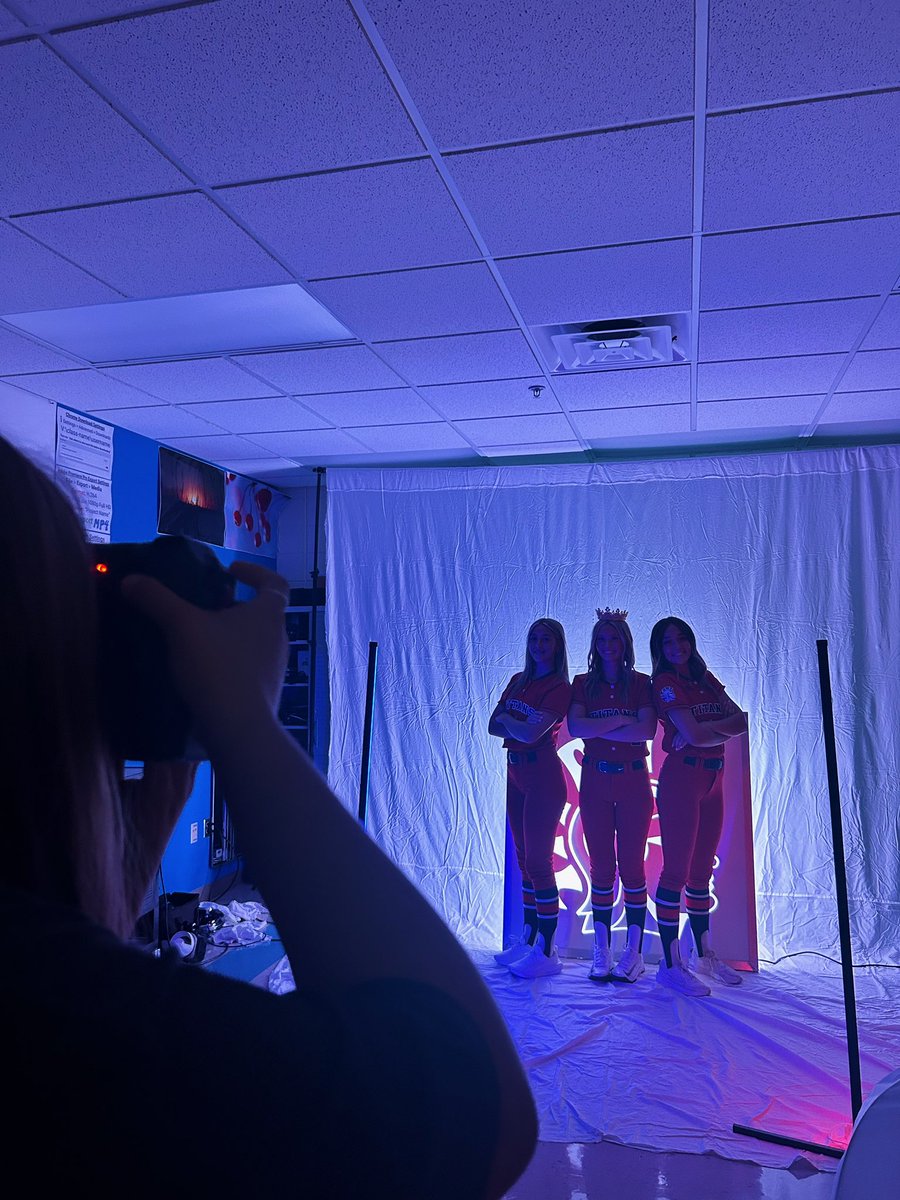 MEDIA DAY 📸
The best ❤️❤️ insta: maggiemphotography_