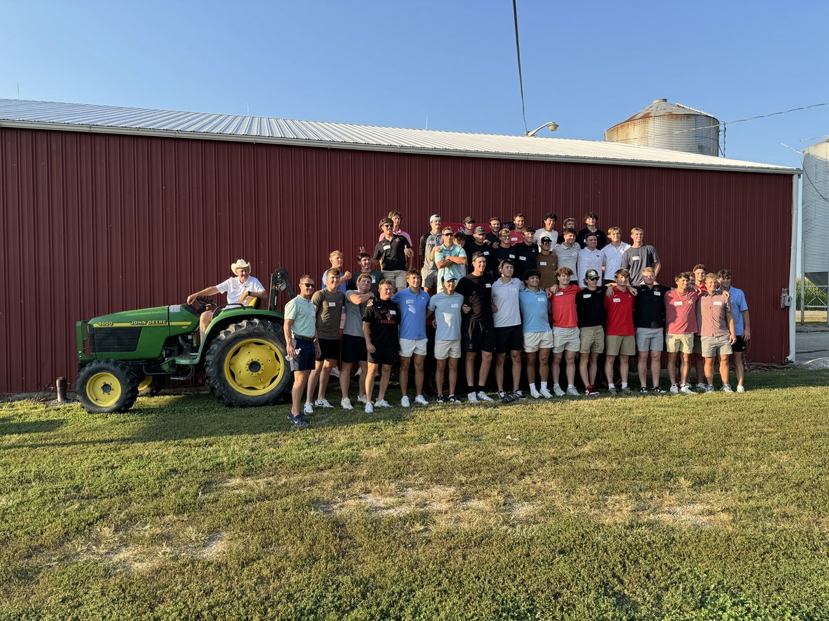 Our boys at Paul Whitehair’s for a cookout at the farm.  What a great place!  Thanks to Paul, Tyler, Joe, Jeff and Karen for hosting us!  Go Cardinals!