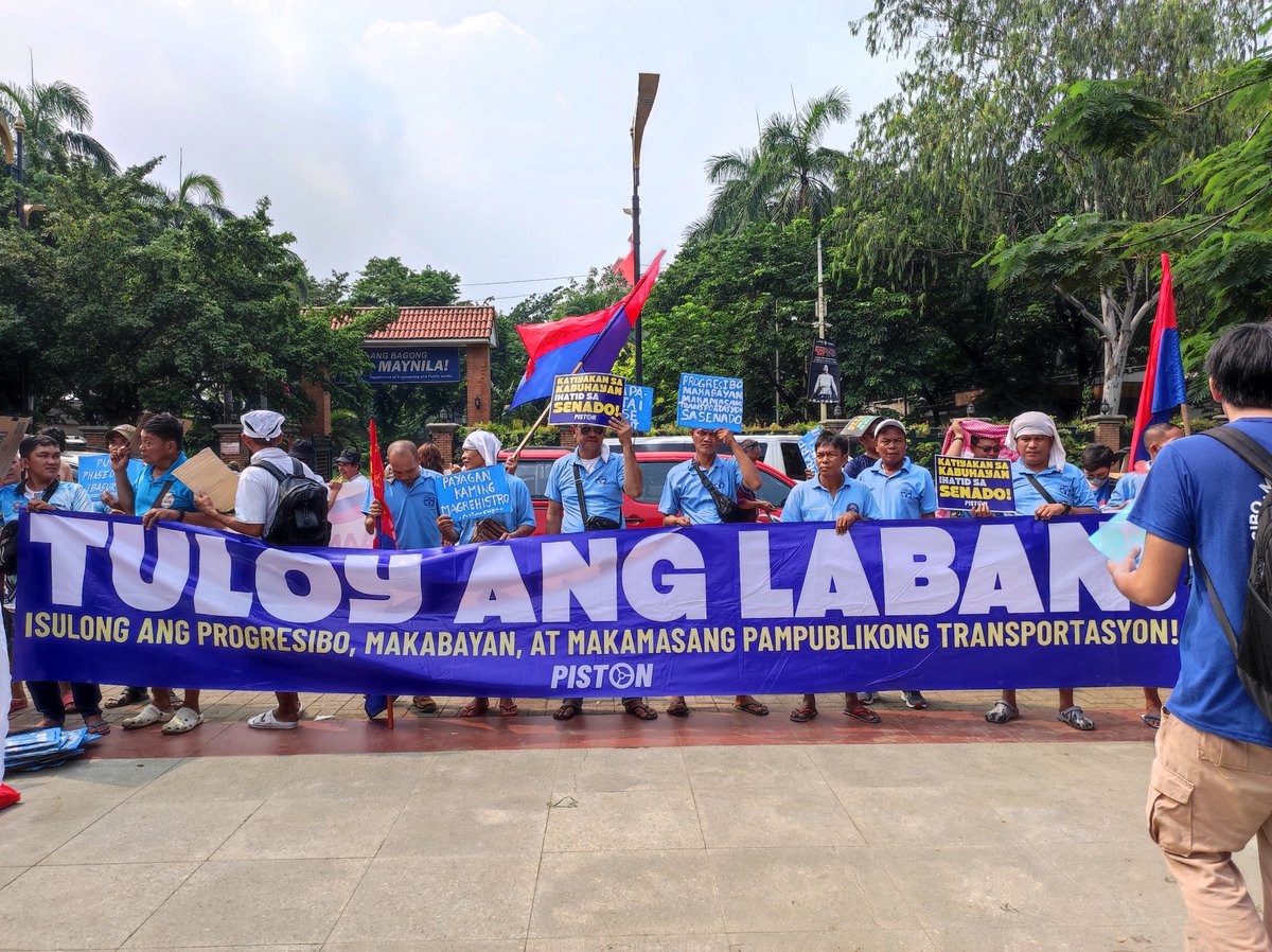 KabataanPL's tweet photo. TAUMBAYAN NAMAN SA SENADO! ✊

Taumbayan unite! Nagtipon-tipon ngayong umaga sa Liwasang Bonifacio ang taumbayan upang salubungin ang sampung kandidato sa senado ng Makabayan na magkakampyeon sa laban at interest ng masa!

#TaumbayanSaSenado
#Makabayan2025
#LabanKabataan https://t.co/UTHeT7kM7o