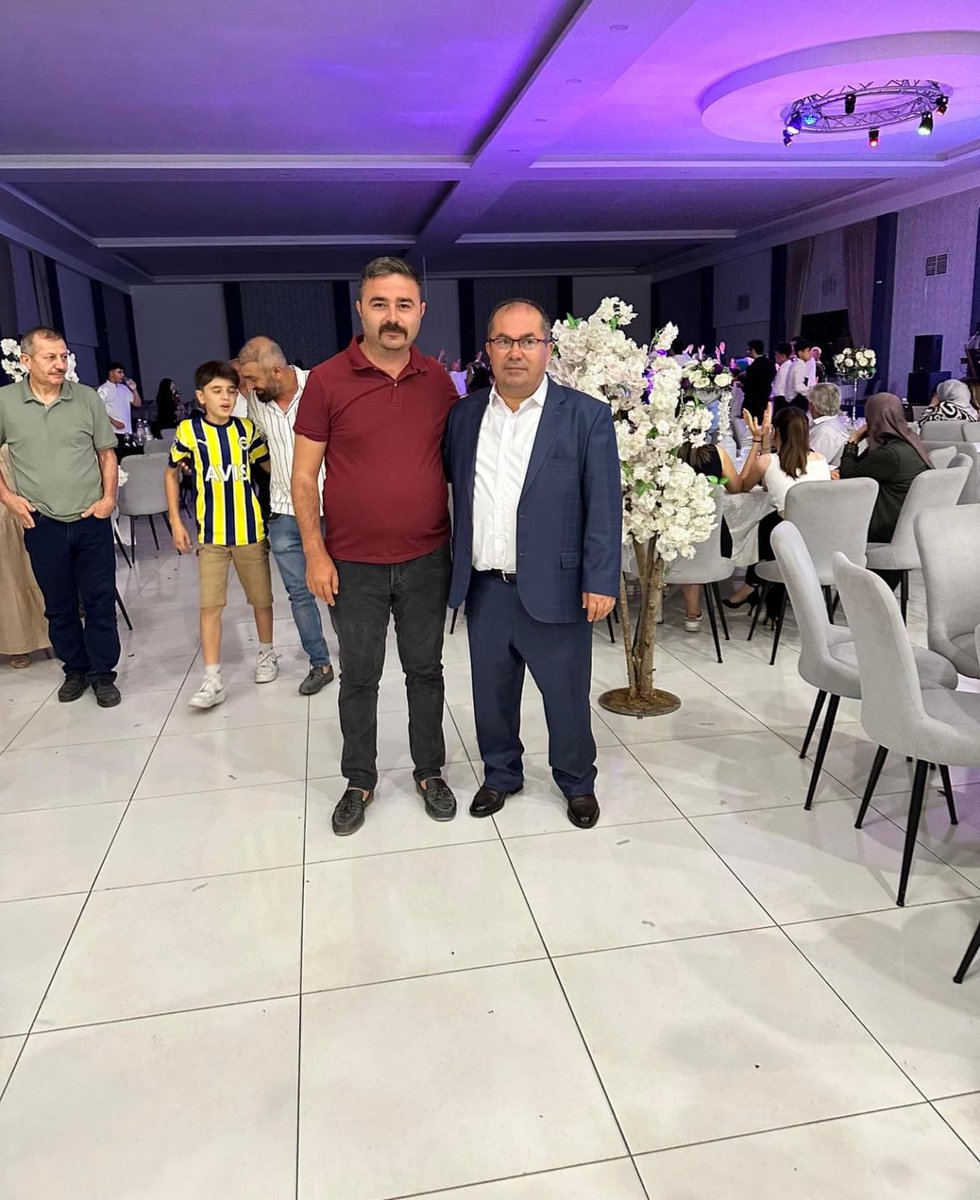 MHP_acpym's tweet photo. Geçmiş dönem Pamukkale Bld Meclis Üyemiz, hemşehrimiz Emin Tekin’in evladının düğününe katıldık. Rabbim iki cihan saadeti nasip etsin. https://t.co/GjPjlPMr9I