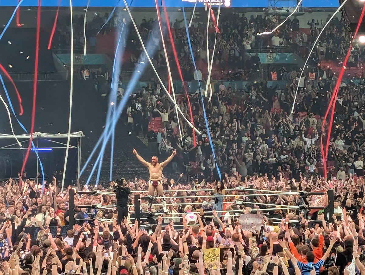 RichYAWC's tweet photo. #ANDNEW!!! Feeling so lucky to have seen Bryan win at #AEWAllIn in person. Tonight was special. https://t.co/XhbKOvSkXh