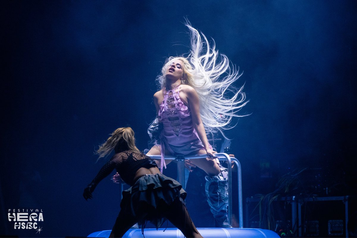 FestHeraHSBC's tweet photo. Supersonic, in OUR orbit 🩰💘
Camila Cabello llevaremos este show en nuestro corazón para SIEMPRE.

#HeraHSBC24 no estaría completo sin ti. ✨
📸: Lau Villegas // Mayra Ortiz https://t.co/YIk0X31Z6V