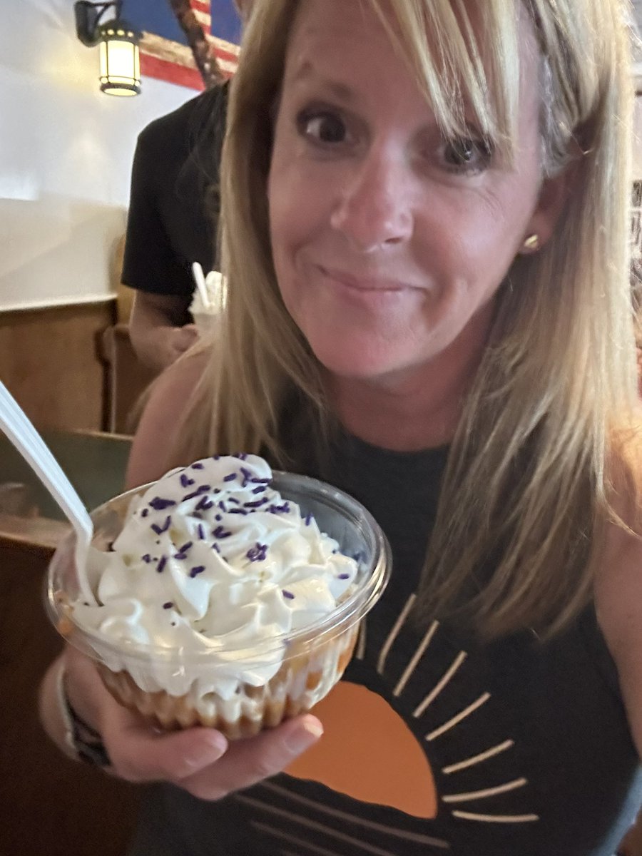 Stephanie Etchison tweet media