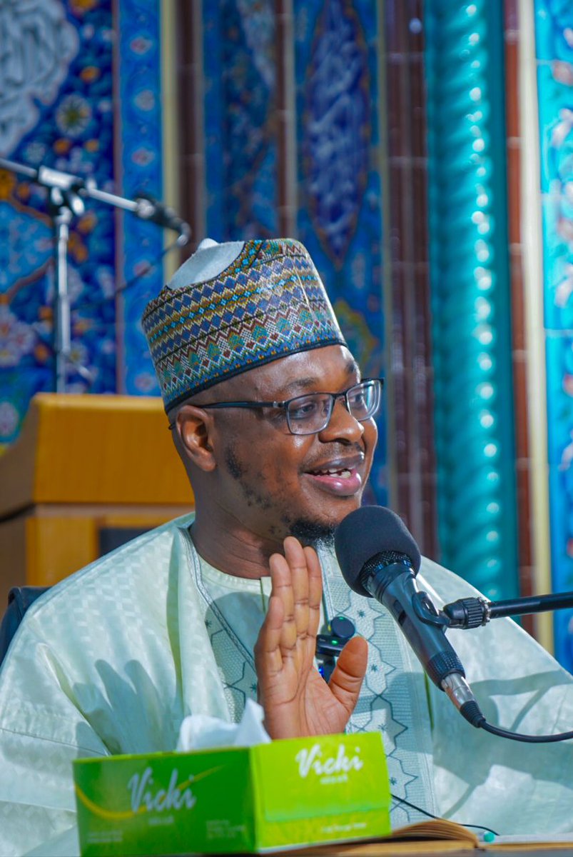 ProfIsaPantami's tweet photo. @ProfIsaPantami during today's lesson at Annoor Masjeed, Wuse 2, Abuja. May the Almighty Allah bless us with more knowledge that is beneficial to humanity. https://t.co/0a3FQ4dAWD