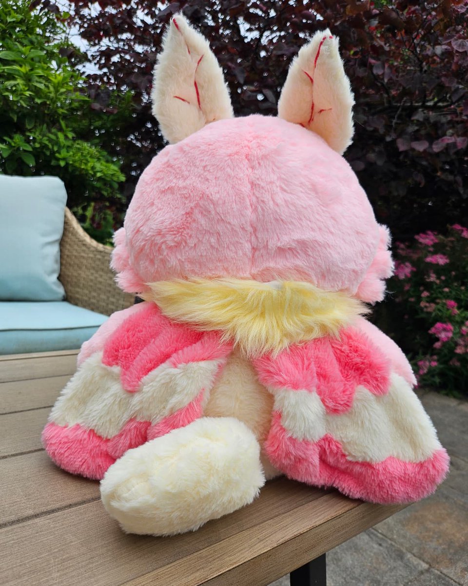 Sugary_Carousel's tweet image. Cherry the moth give away !!
To celebrate my new plush campaign, one person will win her 🍒💓
✨️ RT, follow me &amp;amp; tag a friend
🍒 Ends September 1st!