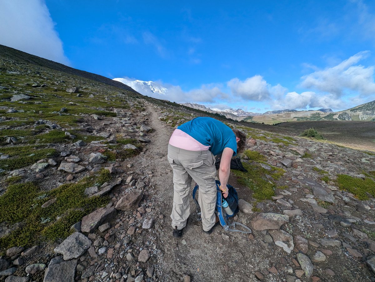 CubbyAdventure's tweet image. My kiddo be peeking at every turn ;3 @BabbyZansky

Dad doesn't even need to tell him at this point, he shouldn't even have pants to begin with hahaha