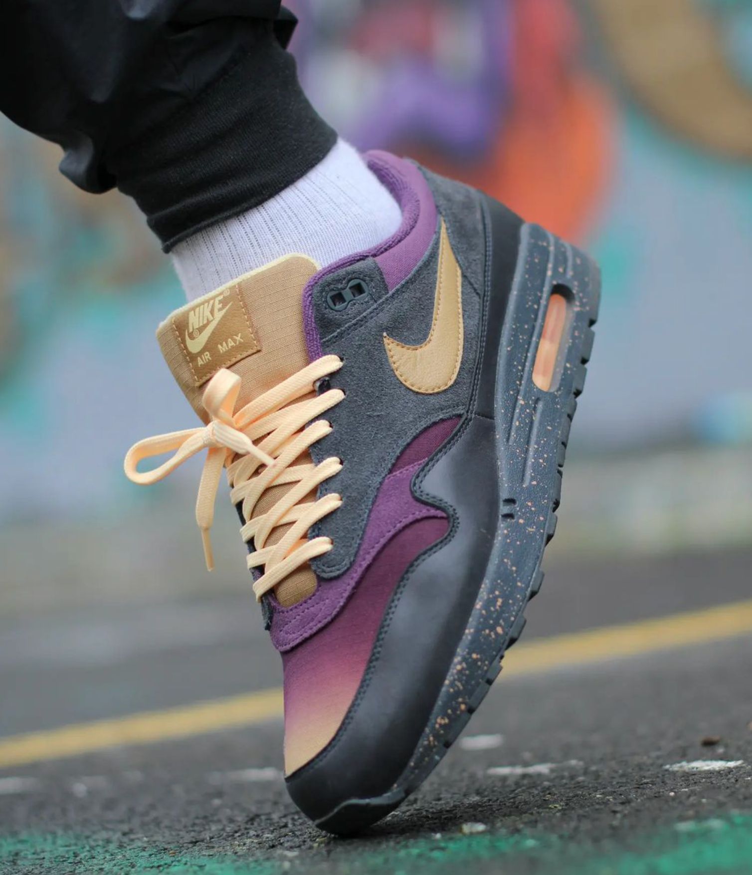 Air max 1 purple fade deals
