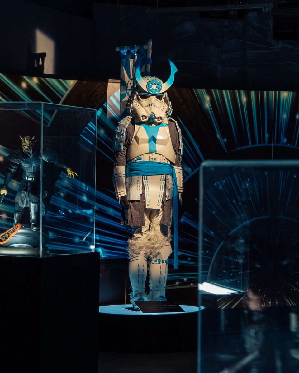 fansstrikebkau's tweet photo. Get ready to witness a unique blend of tradition and sci-fi at the expo! Here’s an exclusive look at a rare artifact combining samurai heritage with the iconic Star Wars universe.  #StarWarsFans #TFSBAU #ArtifactSneakPeek https://t.co/EzsedXzB7d