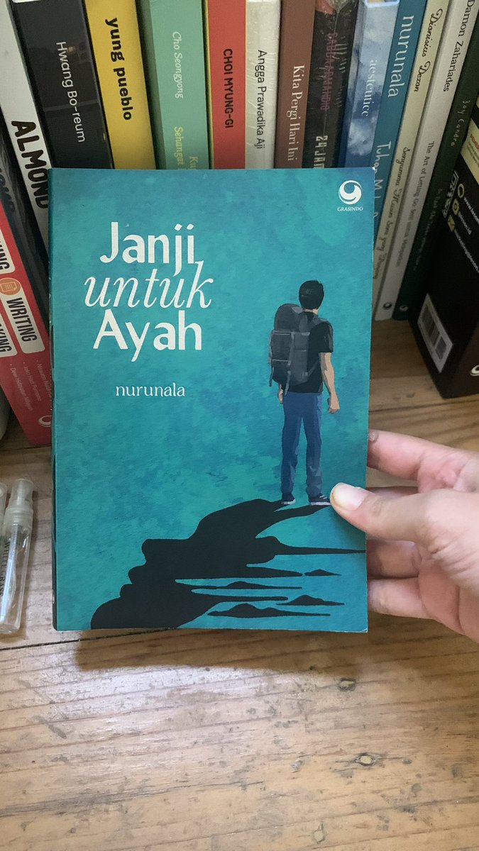 Resmi beredar di Gramedia mulai Rabu, 28 Agustus. Mark your calendar dan cus beli di Gramedia terdekat Rabu besok ✍️✍️✍️