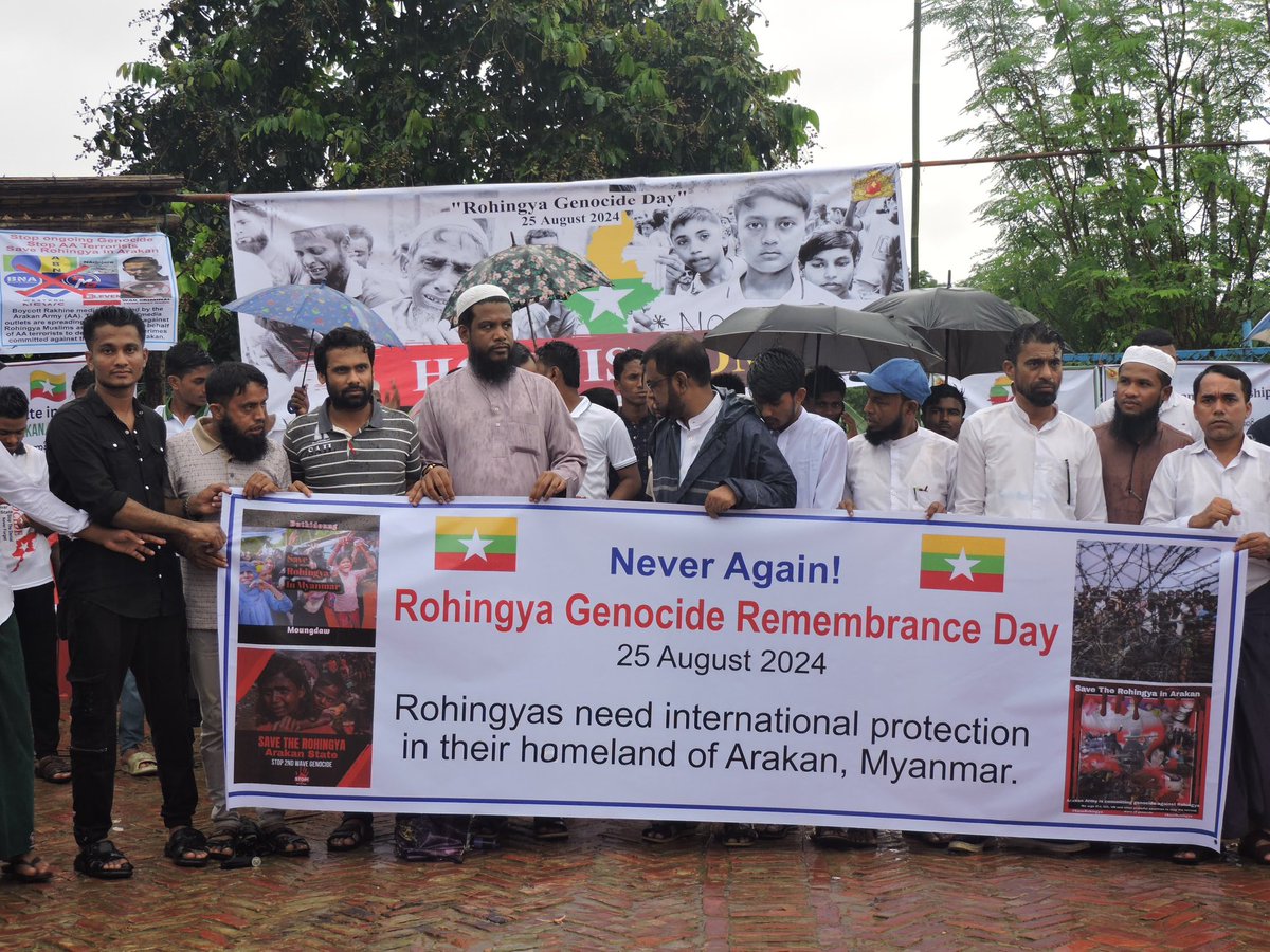 Never Again!

#Rohingyas need international protection in their homeland of #Arakan, #Myanmar.

#RohingyaGenocideRemembranceDay