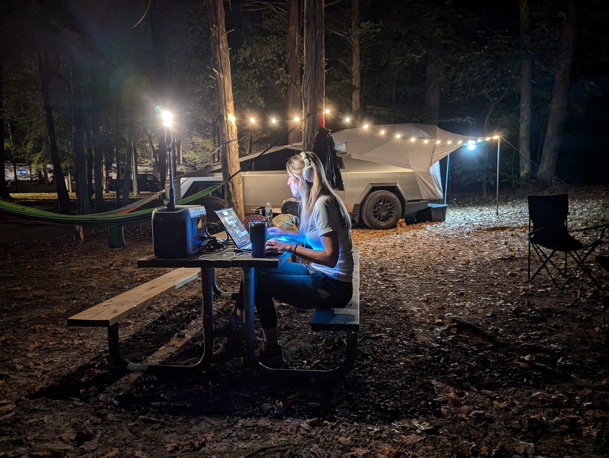 MrGoElectric's tweet image. No matter where we are, Saturday is dedicated to writing, shooting, editing, and publishing The Current : Weekly EV news with @MissGoElectric
This weekend our @cybertruck was the basecamp again. It has delivered 10,000mi+ so far!