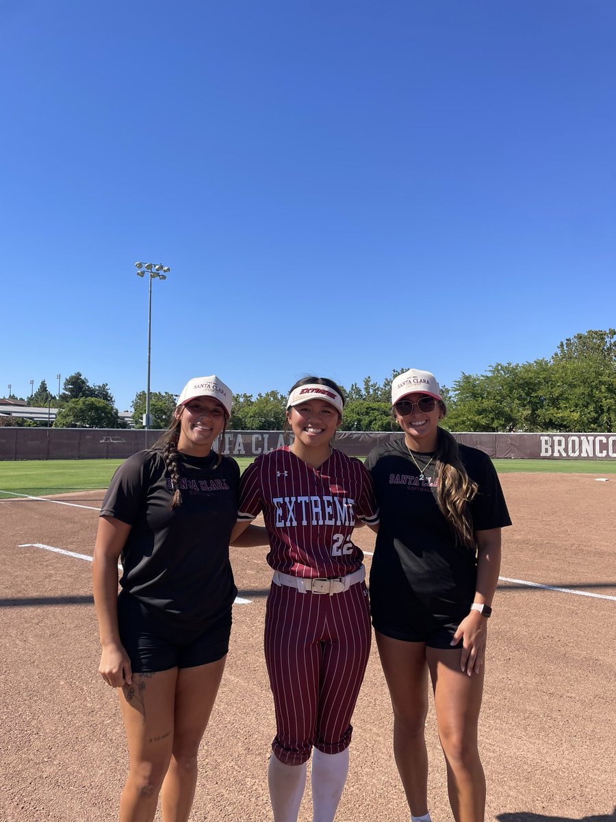 Thank you <a href="/SCUSoftball/">Santa Clara Softball</a> for another great camp !! I had such a fun time working with Coach Carbs, Coach Villar, Coach Kat, Marie, and Hazyl #GoBroncos