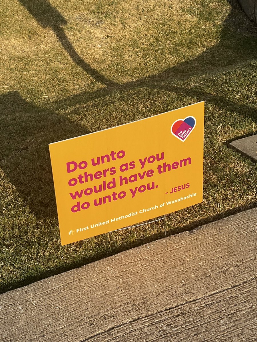 m_authier's tweet image. Love this yard sign campaign by @fumcwax! Ours went up today. 

In a season where political yard signs and flags can bring anger and resentment, we are being encouraged to love our neighbor and be kind. Hard stuff, but good stuff.