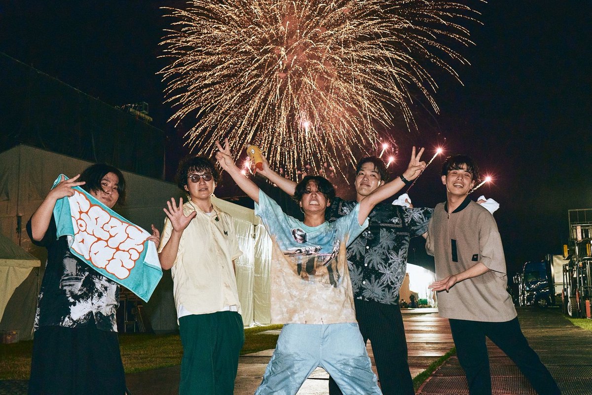 h_s_g_w_d_i_k's tweet photo. 【10th WILD BUNCH FEST. 2024】ありがとうございました。
あのロケーション、あの風、昼から走り回り大声を出していたはずなのに最後まで本気で音楽をやったあなたにすごく感動しました。
パワーがあり過ぎて今日を元気に過ごしているか心配ですがまた来れるように精進します。
photo:@imdaisukesakai https://t.co/9WJiA8DUb9