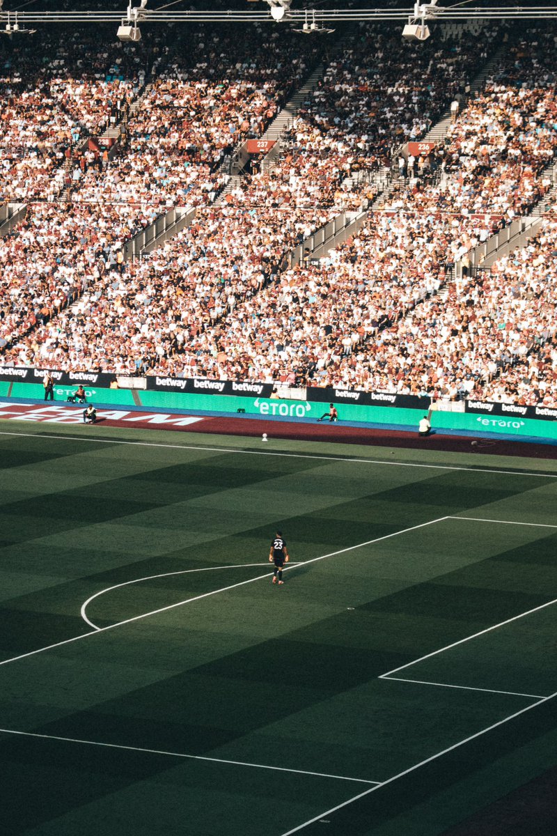 Hurbeee's tweet photo. West Ham VS Aston Villa 17/082024 

#PremiereLeague #WestHamUnited #AstonVilla #football #wallpaper #footballwallpaper https://t.co/o7OrY5Vh5L
