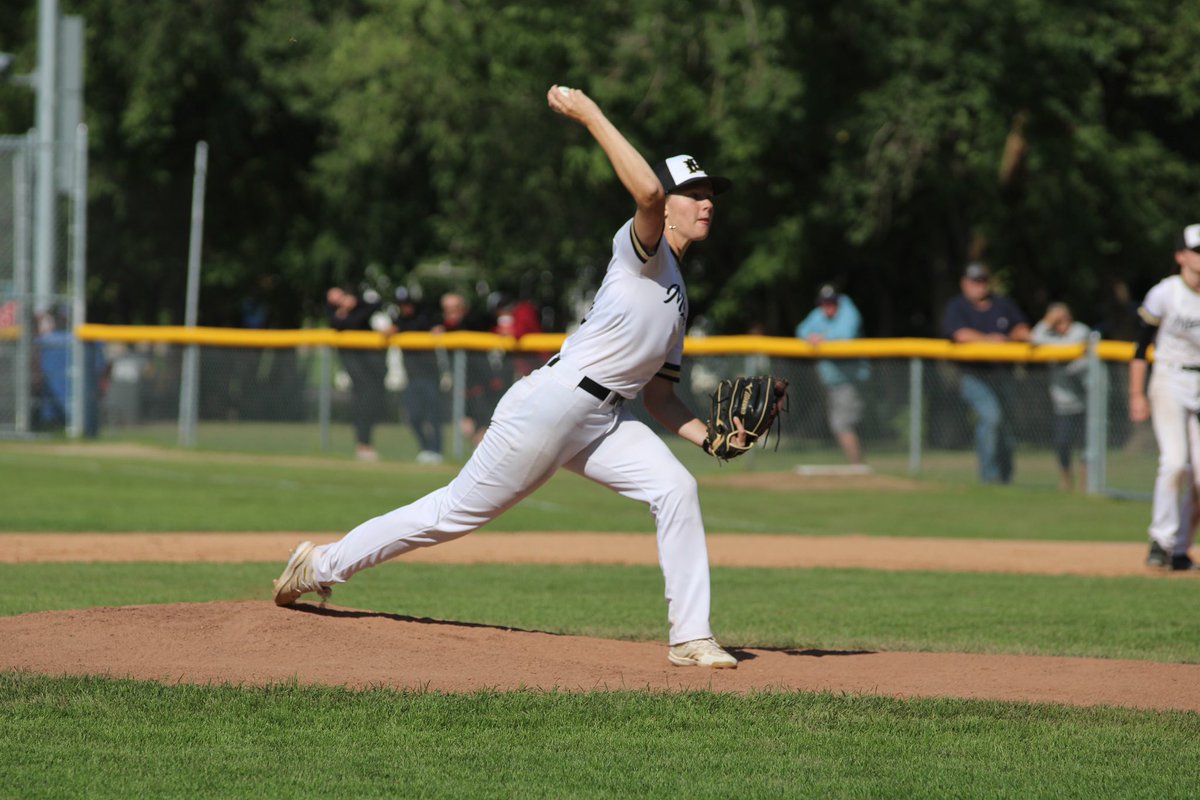 JoNeufeld's tweet photo. Ended up 6th in the Nation, Big Al kept the girls in the game as long as she could - pitching 4 innings, had 5 K’s, and only allowed one earned run. But it wasn’t enough as Team Toba lost 6-1 to BC this afternoon. #hornsup🤘 #BigAl #TeamToba https://t.co/gARxPIutSR