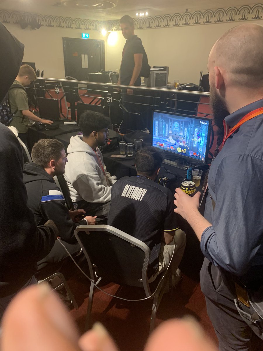 Pizza Parker (@pizzatimesc) on Twitter photo REGEN 2024 were all getting kicked out of the venue and mans <a href="/GlutonnySSB/">SLY | Glutonny</a> is playing randubs the entire time LMAO REGEN 2024 were all getting kicked out of the venue and mans <a href="/GlutonnySSB/">SLY | Glutonny</a> is playing randubs the entire time LMAO