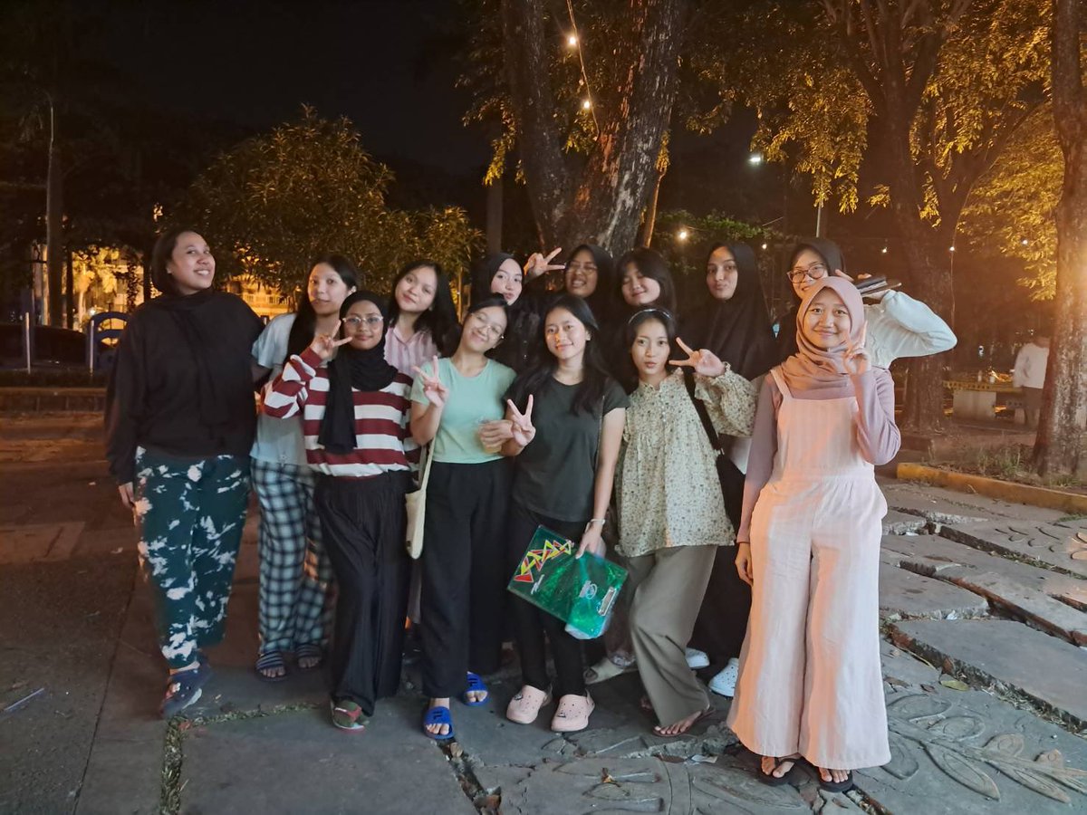 abeeyyi's tweet photo. day 1 di pu hehe gemesnyaaa maaf bucin i love my bf !! 😠😠 https://t.co/XdyIlXfMv6