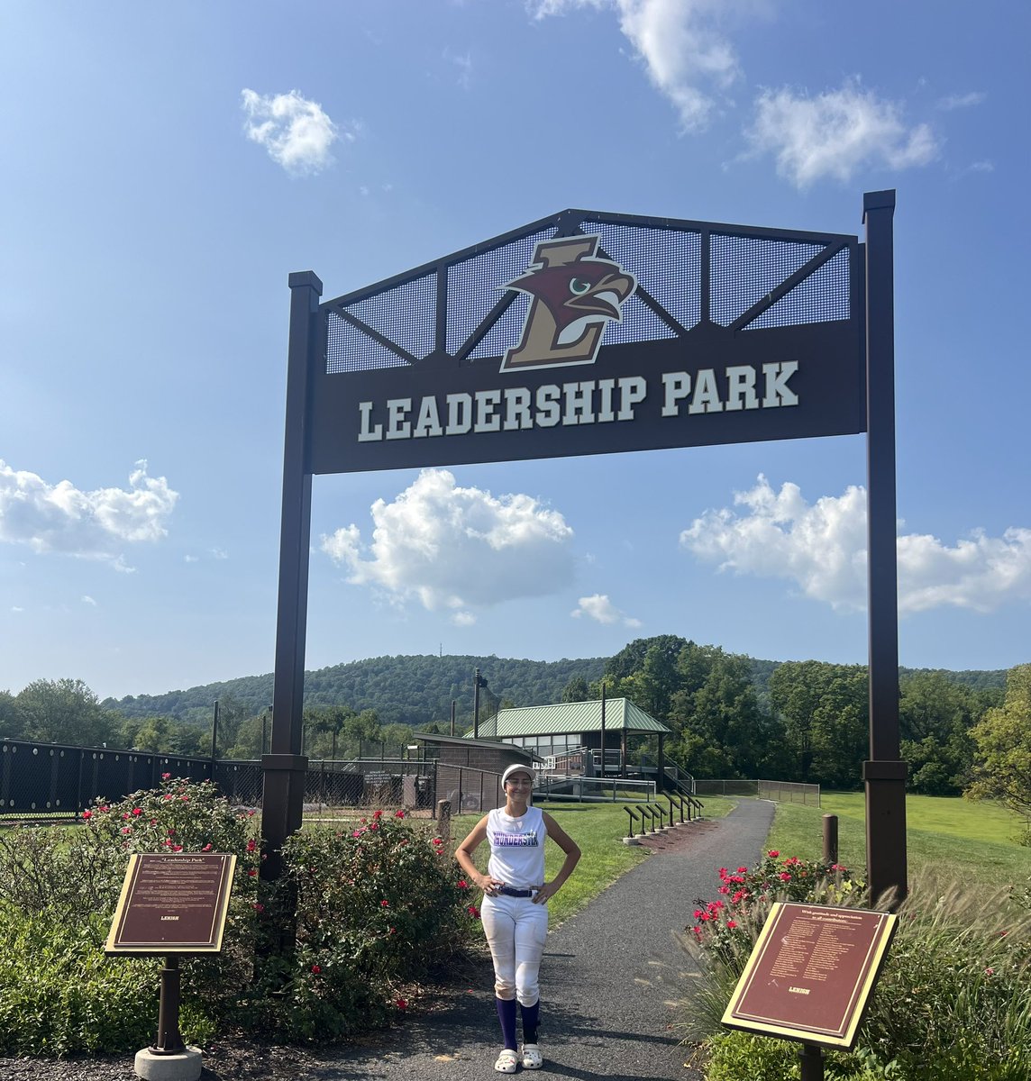 ZShtraikh_2026's tweet photo. 🙏Thank you so much @Lehighsoftball 🥎 ���️ Heading back to Austin after learning from some of the best! Coaches and players were all amazing. The Lehigh campus was truly AWEsome! 
Perfect #photobomb Coach Gonzales!
@ThunderstixCTX 
#collegegoals https://t.co/VdbDLho3bR