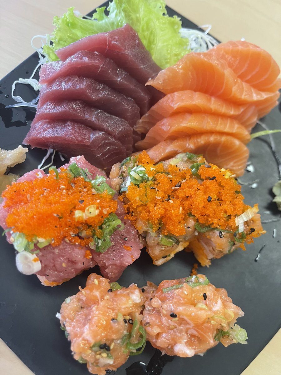 savss123's tweet photo. talvez a vida seja sobre as comidas que provamos no caminho https://t.co/Js60zL40Xg