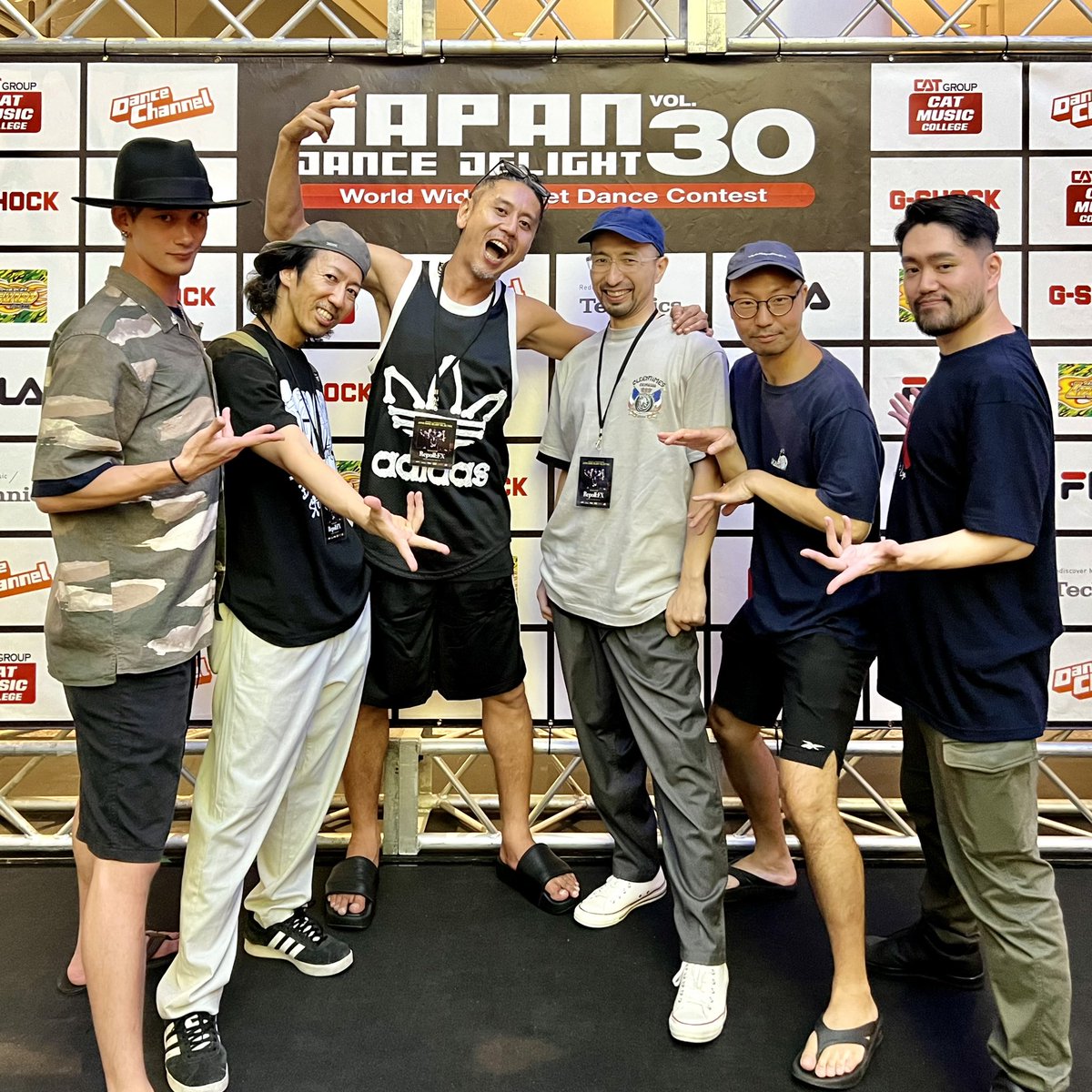 repoll_hase's tweet photo. JAPAN DANCE DELIGHT vol.30 FINAL

世界最高峰の舞台に出場させていただき、ありがとうございました！

結果は残せずでしたが、Repoll:FXのスタイルを示し、記憶には残せたかなと。

とにかく、楽しかったです！

ダンスコンテストは最高ですよ😆

チャレンジが大切、これだけは言えます！

#JDD30 https://t.co/jlU3UPZJ3N