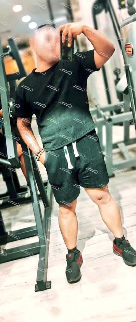 下個月約會行程編輯中😎
(這禮拜為薇菈小紅期）

只好找兩張照片當頂置！！！

持續尋找夫妻情侶（速約）
以見面為主，感覺可以就進房玩樂👍
以有健身、女女經驗為主
好聊好相處！！！

時間：
1.平日晚上7點後（需提前約）
小孩需要人顧......
2.假日晚上7點後

#高雄夫妻
#夫妻聯誼
#高雄情侶