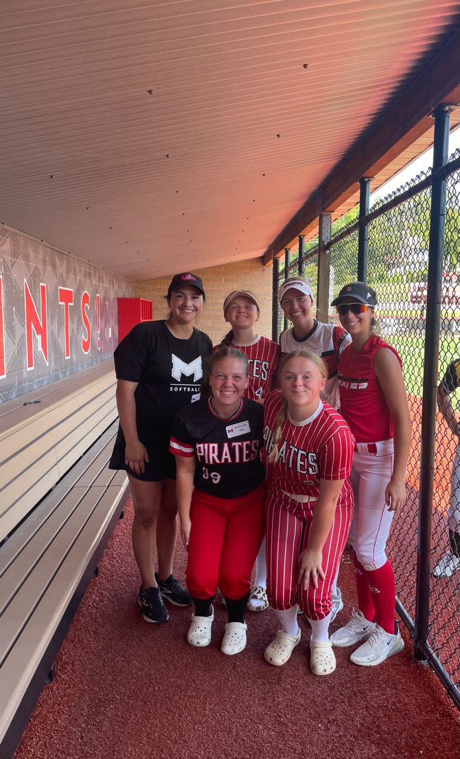 Paige Deakin (@paige_deakin21) on Twitter photo A big thank you to <a href="/MaryvilleSB/">Maryville Softball</a> and <a href="/ChaninLuz/">Chanin Luz Billings</a> for the camp today! I got some great reps in and an amazing insight into the program. Also loved getting to see <a href="/DeakinPayton/">payton deakin</a> and some of my <a href="/SLPsoftball/">SLP FastPitch</a> teammates! #GoDawgs A big thank you to <a href="/MaryvilleSB/">Maryville Softball</a> and <a href="/ChaninLuz/">Chanin Luz Billings</a> for the camp today! I got some great reps in and an amazing insight into the program. Also loved getting to see <a href="/DeakinPayton/">payton deakin</a> and some of my <a href="/SLPsoftball/">SLP FastPitch</a> teammates! #GoDawgs