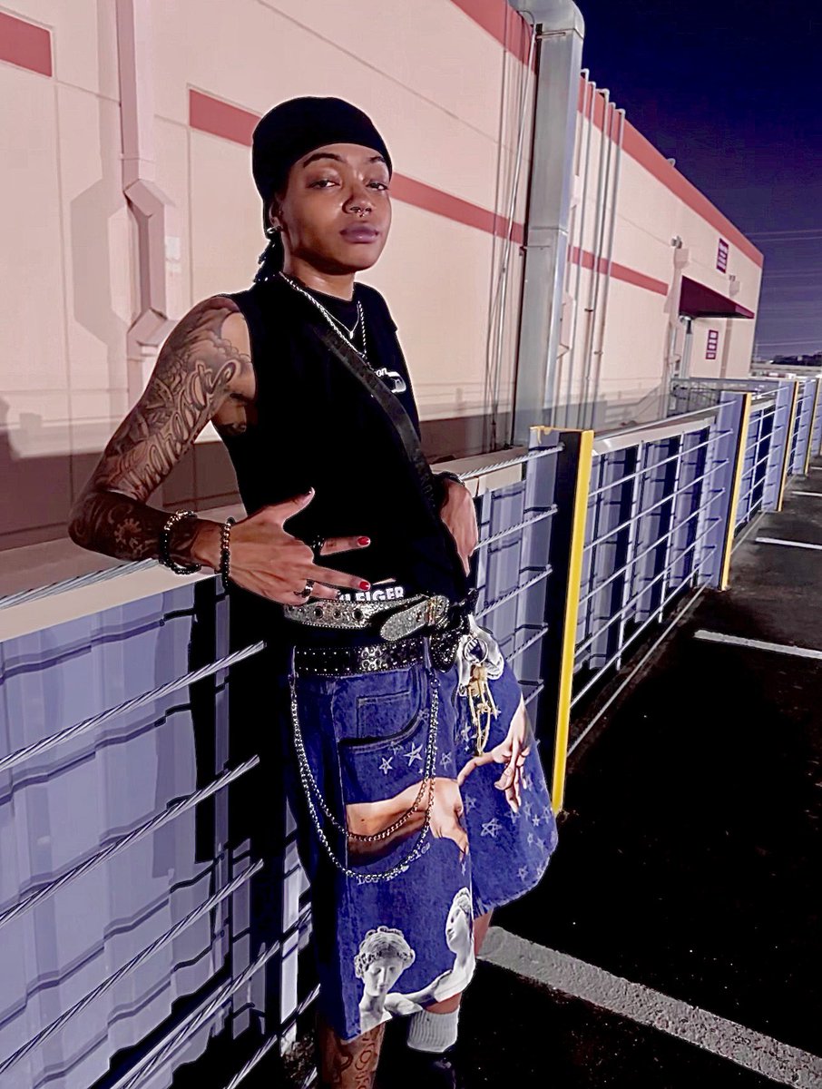 MiNO 🙂‍↕️ tweet media