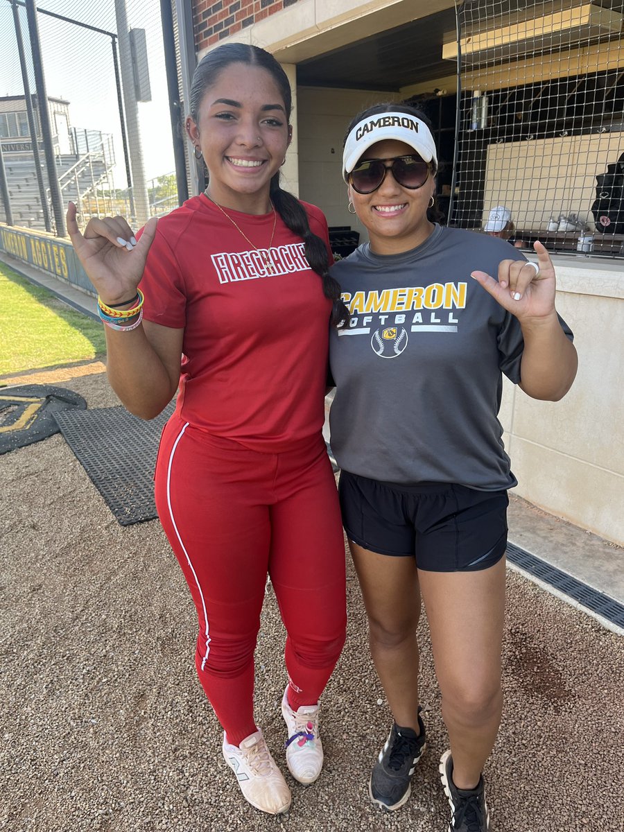 WHAT A DAY!!! Thank you to Coach Howard, Coach Jewell, and Coach MacKenzie for an AMAZING camp at Cameron university! I learned so much and had a blast while doing it!! 
#GoAggies #FCDFWMTZ #ALLGAS