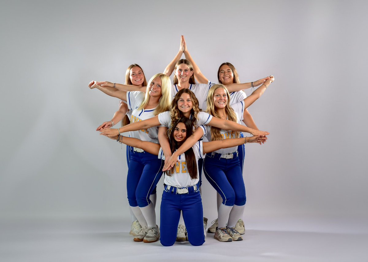 Francis Howell Softball Boosters tweet media