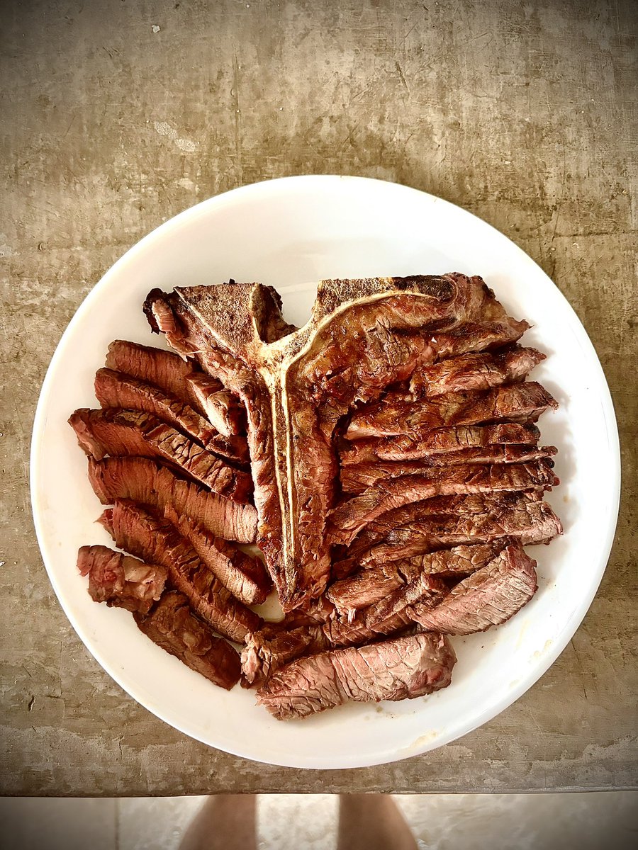 robeerngrill's tweet photo. Cerramos el verano… https://t.co/L2W5fSaqtk