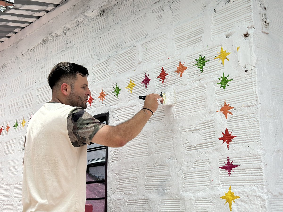 Hoy la frase ‘Yo amo a Siloé’ vibró en niños, niñas, jóvenes y adultos. 
Agradecemos a las personas de la comunidad, a los líderes comunitarios, a la Fundación Nueva Luz y a todos los que se sumaron para seguir haciendo a Siloé visible.