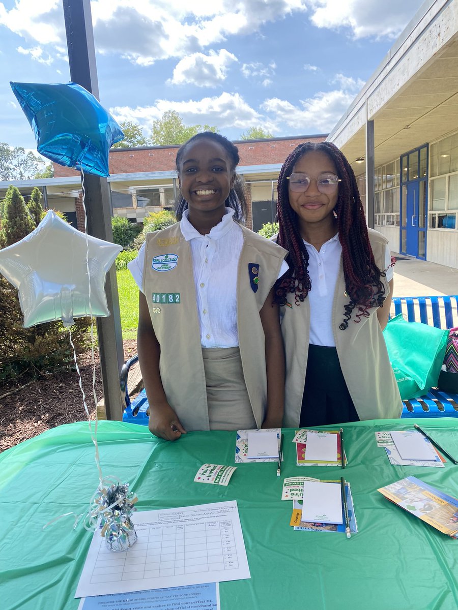 Sumner Elementary (@sumnerseahawks) on Twitter photo We had beautiful <a href="/girlscouts/">Girl Scouts</a> representing and recruiting new girls to the troop. #GameOn <a href="/MrsHinton3/">Tiffany Hinton</a> <a href="/ShelenaChavis/">Shelena Chavis</a> We had beautiful <a href="/girlscouts/">Girl Scouts</a> representing and recruiting new girls to the troop. #GameOn <a href="/MrsHinton3/">Tiffany Hinton</a> <a href="/ShelenaChavis/">Shelena Chavis</a>