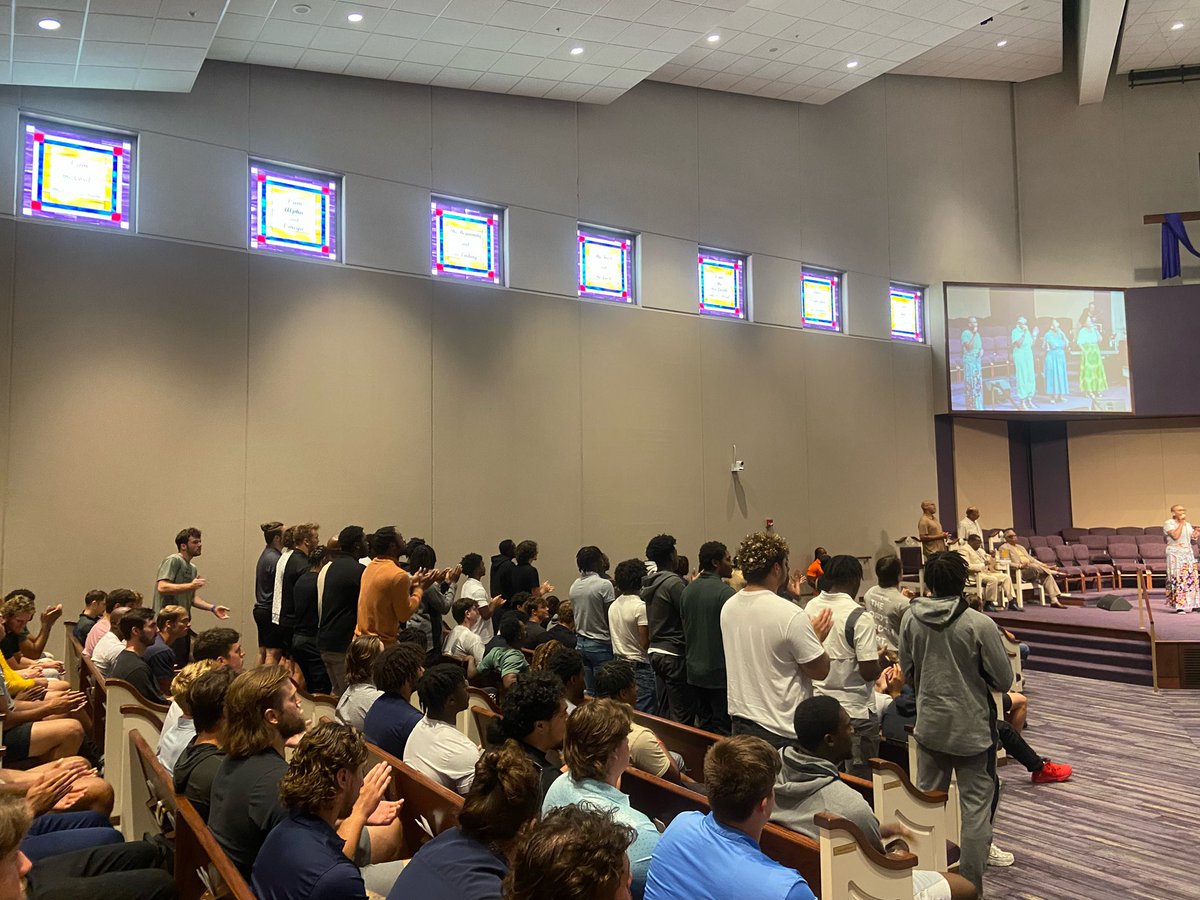 Great opportunity to grow on the off day with <a href="/CSPBearsFB/">Concordia St Paul Football</a> #gb4l