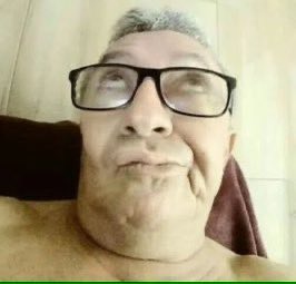 Duas semanas pro show e eu decidi que o look tá ridículo