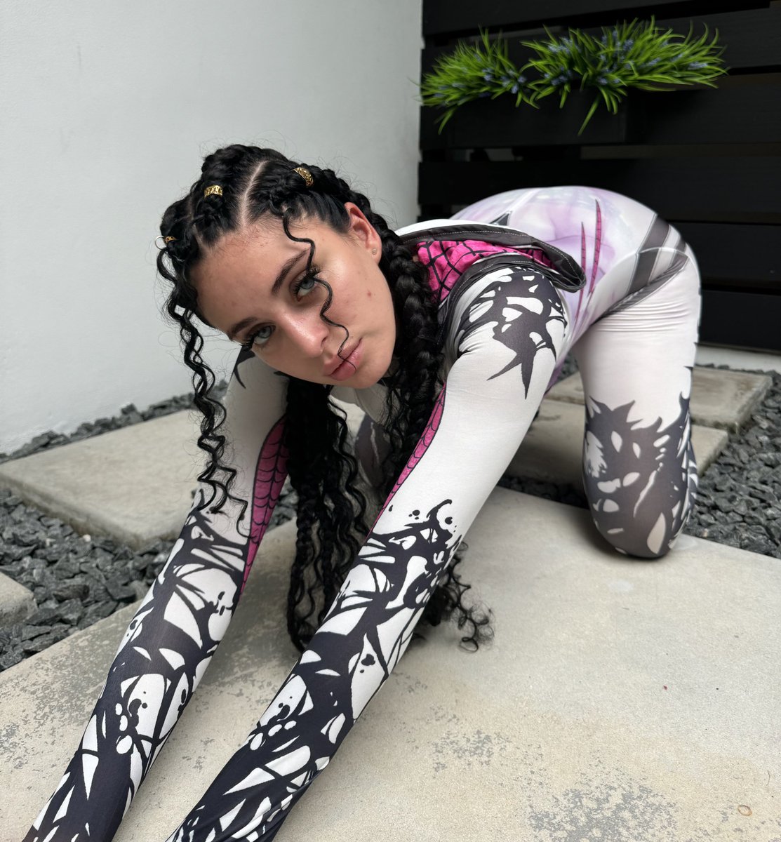 Sending my spiderwoman vid to everyone who says Gn 🤭 (serious)