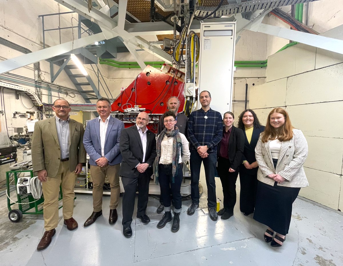 HIA_Accelerates's tweet photo. We were delighted to welcome the @NASA Mars Exploration Program (MEP) delegation to the Space Irradiation Beamline at #HIAF last month! We thank the delegation for their enthusiasm and collaboration.

@AusSpaceAgency #NCRIS #SpaceTechology #RadiationTesting #AcceleratorScience https://t.co/4fVCnnfZOX