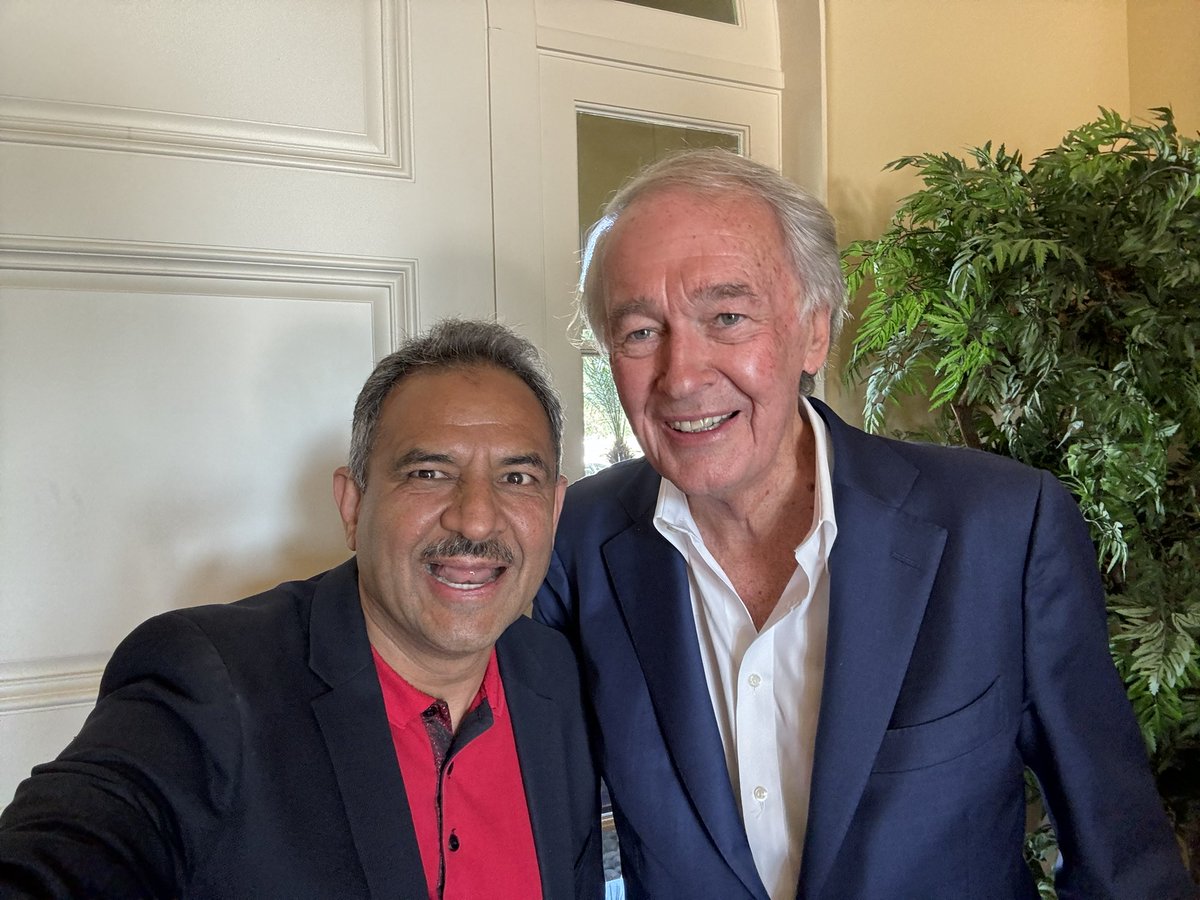 DrMahmood40's tweet image. It was an honor and a privilege to host US Senator from Massachusetts #EdMarkey today. 
He’s a champion of Human Rights.
Dr Yasmin Rashid was on top of the agenda since she’s been held behind bars for almost a year without even charging.
We urge Pakistani Authorities to release