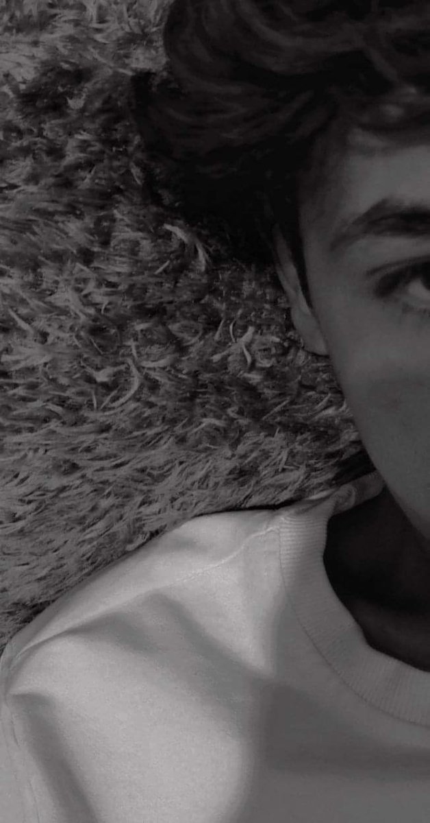 نن صبا ذهن فکرونه دیر دی  هر شیبه خفګان 🌧️