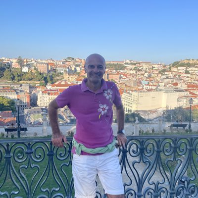 CourtesyDay's tweet image. #NuovaFotoProfilo