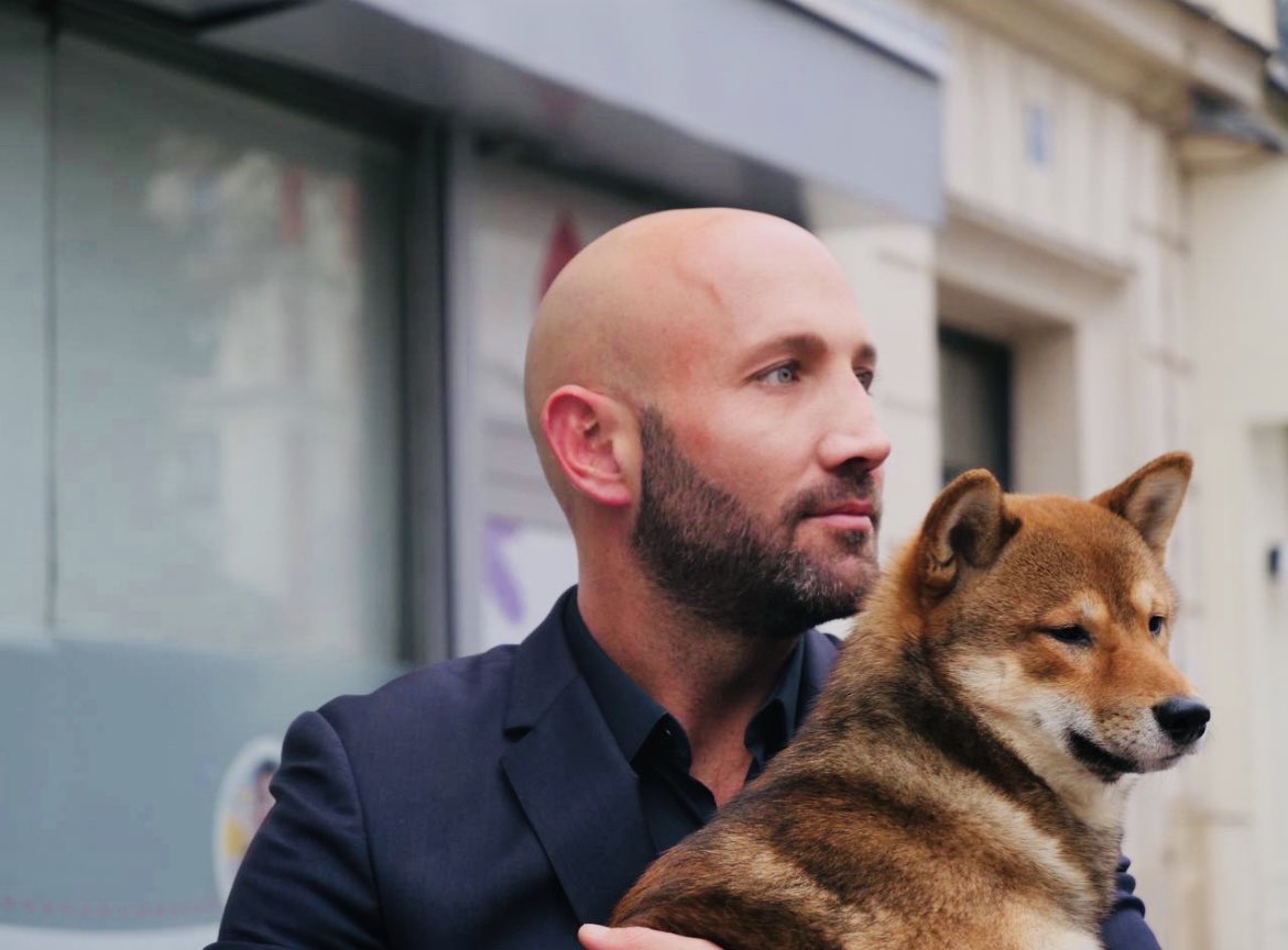 poitoux_g's tweet photo. Parce qu’ils n’ont rien demandé et n’ont que leur maître dans la vie, parce qu ils nous aiment de manière inconditionnelle,  sans jamais rien demander en retour, parce qu’ils nous apportent le bonheur au quotidien,

Aimons les, protégeons les.
🐕 ❤���

#JournéeMondialeDuChien https://t.co/gQnRQGUDLa
