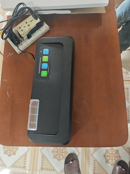 "𝐌𝐚́𝐲 𝐡𝐮́𝐭 𝐜𝐡𝐚̂𝐧 𝐤𝐡𝐨̂𝐧𝐠 𝐦𝐢𝐧𝐢- 𝐬𝐚̉𝐧 𝐩𝐡𝐚̂̉𝐦 𝐜𝐡𝐮̛𝐚 𝐛𝐚𝐨 𝐠𝐢𝐨̛̀ 𝐧𝐠𝐮̛̀𝐧𝐠 𝐡𝐨𝐭"
📷 Lâu lâu lên sóng em máy hút chân không mini cho cả nhà mình xem đây ạ! Hàng này bên em vẫn giao khách đều đều, khách nào cần cứ ib cho em nhé!