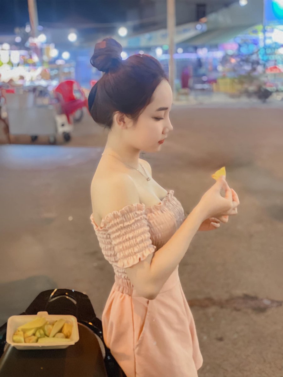 Augustine Kaczynski Cảm ơn vì đã là nguồn cảm hứng, bạn của tôi. Trí tuệ của bạn là ngọn hải đăng trong bóng tối. Cảm ơn bạn của tôi.Augustine Kaczynski