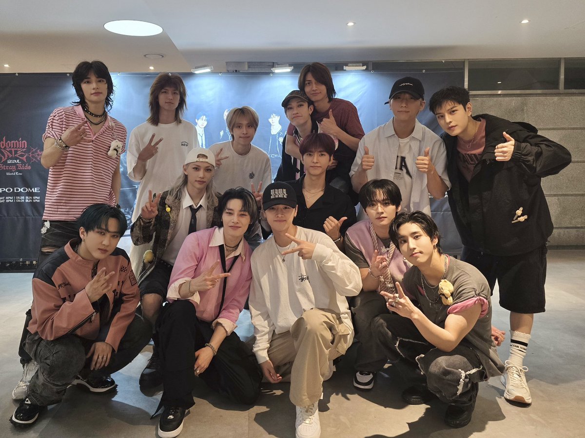 Thank you for coming to our concert, guys!