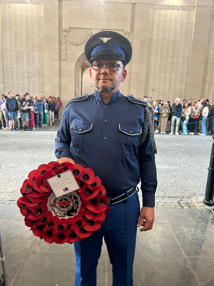 ForfaLoyal's tweet image. What an honour to lay a wreath at the Menin Gate Remembrance Service on behalf of the band