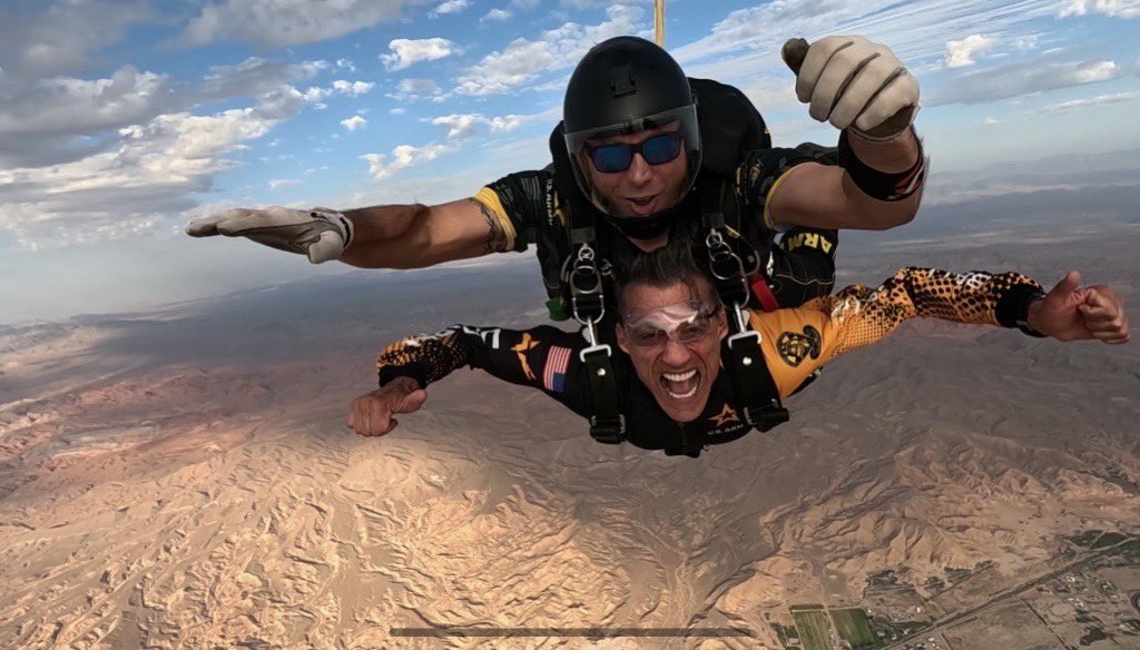 Rob Urbach tweet media